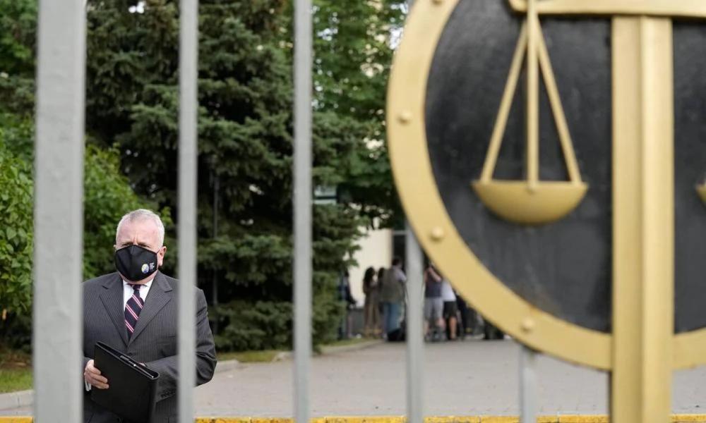 ΗΠΑ - Ρωσία: Η Μόσχα αντάλλαξε Aμερικανό πεζοναύτη με Ρώσο φυλακισμένο